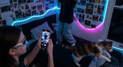 Viral Video Vibes: The New Rules of What Everyone Keeps Rewatching